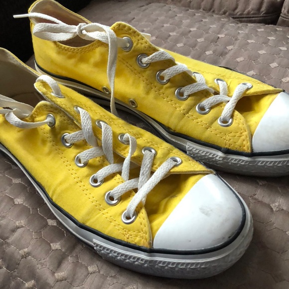 bright yellow converse